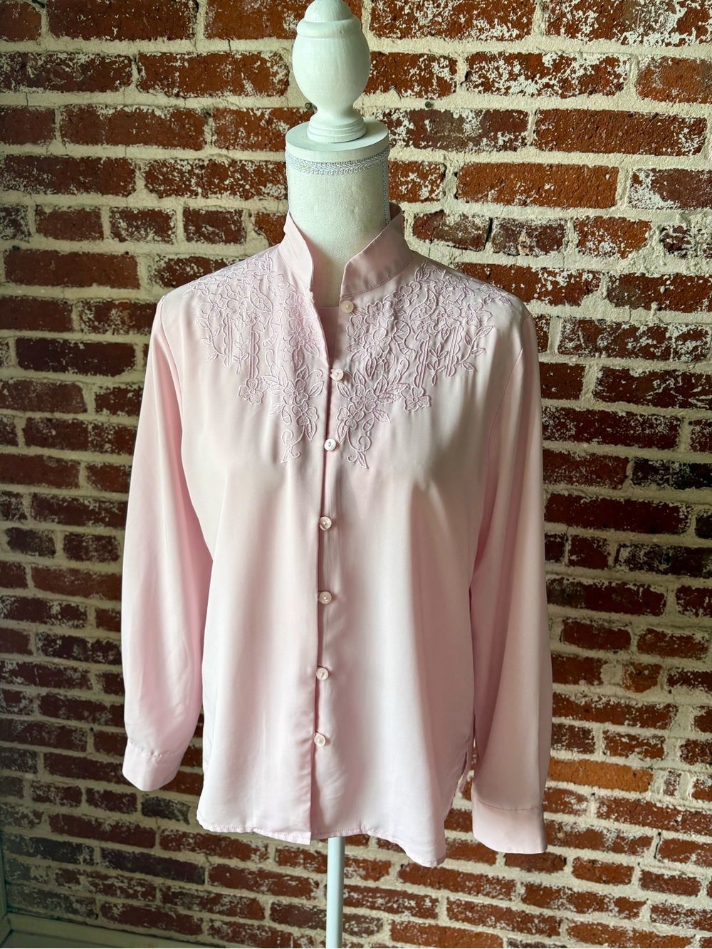 Vintage Notations Pink Embroidered Floral Button Down Blouse